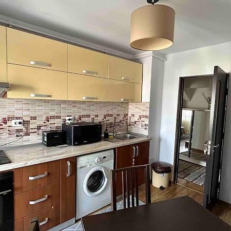 Georgiana'S Central Apartment Buzău Eksteriør billede